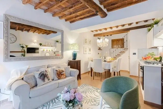 RIO Delle Fate a Fairytale Home Along the Stream in Vorno Lucca - Oda
