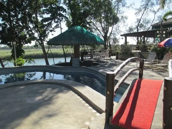Rio Grande de Laoag Resort Hotel - Havuz