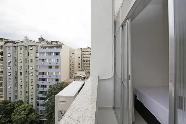 Rio Rentals 021- C066 Studio com maquina de lavar em Copacabana