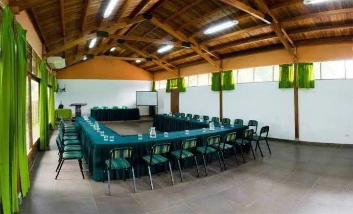 Rio Shilcayo - İş / Konferans