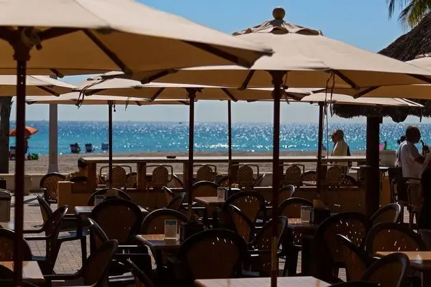 Riptide Oceanfront Hotel - 1