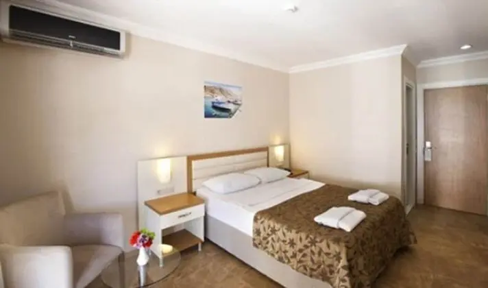 Risa Hotel - Oda