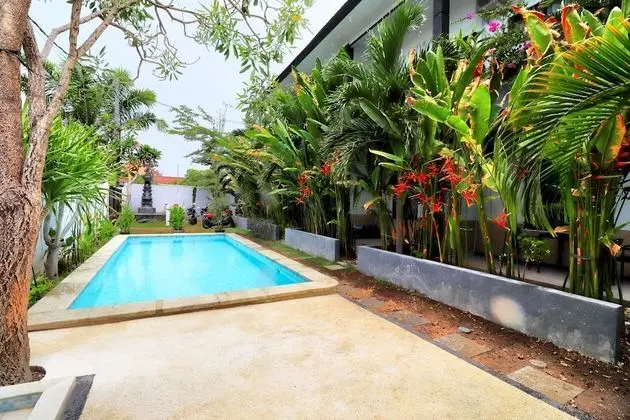 Rise Apartment Sanur
