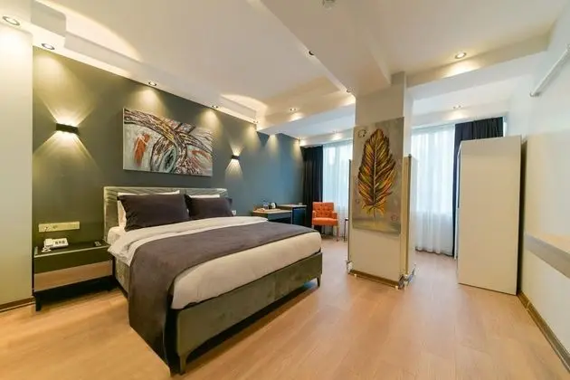Rise Inn Hotel - Oda