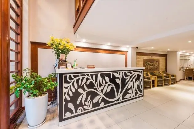 Rising Dragon Villa Hotel - Lobi