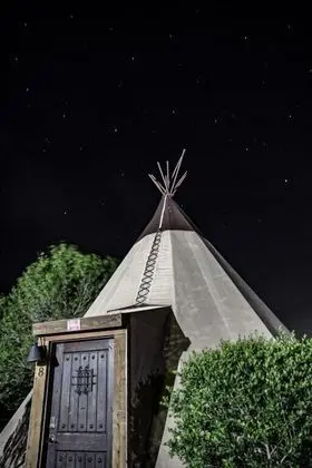 Rising Moon 8 - Tipis on Guadalupe River - Dış Mekan