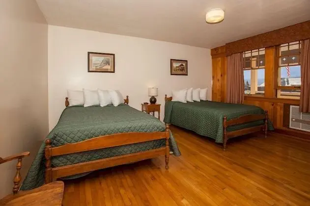 Rising Sun Motor Inn and Cabins - Inside the Park - Oda Düzeni