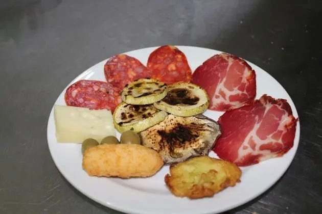 Ristorante Hotel Avvenire - Yerinde Yemek