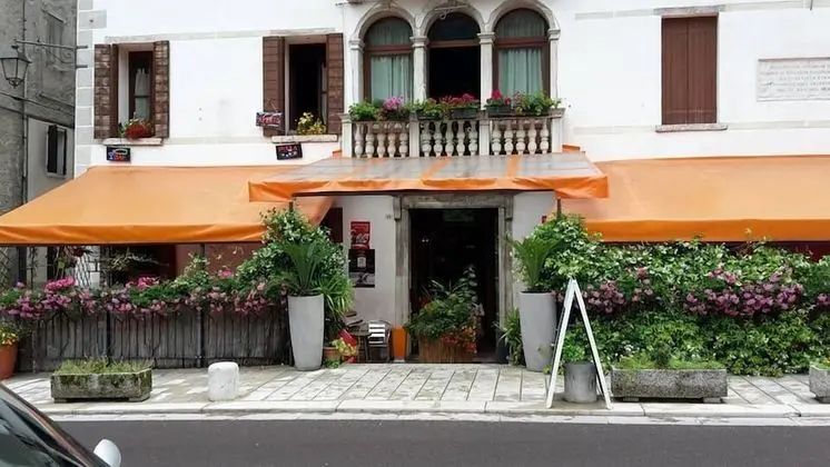 Ristorante Pizzeria al Mondo - 1