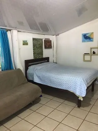 Rita Sonny Tropical Surf Cabina