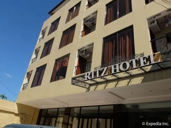 RITZ HOTEL ANGELES - Dış Mekan