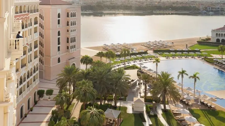 The Ritz-Carlton Abu Dhabi, Grand Canal - Öne Çıkan Resim