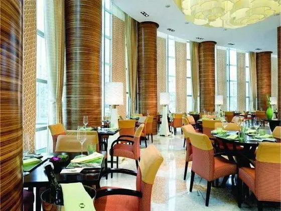 The Ritz-Carlton Beijing, Financial Street - Yeme / İçme