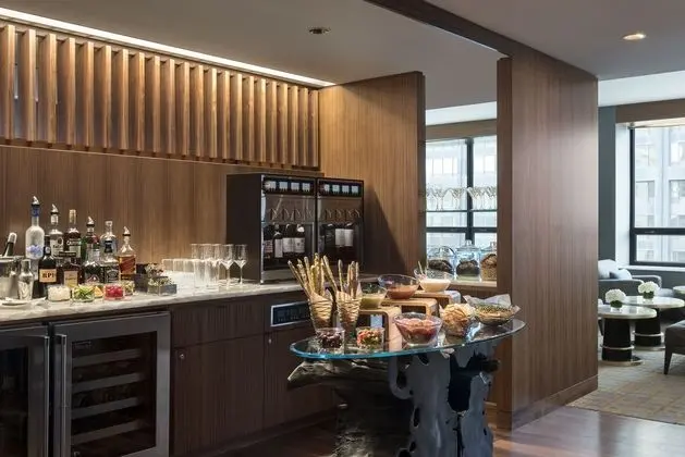 The Ritz-Carlton, Chicago - Bar