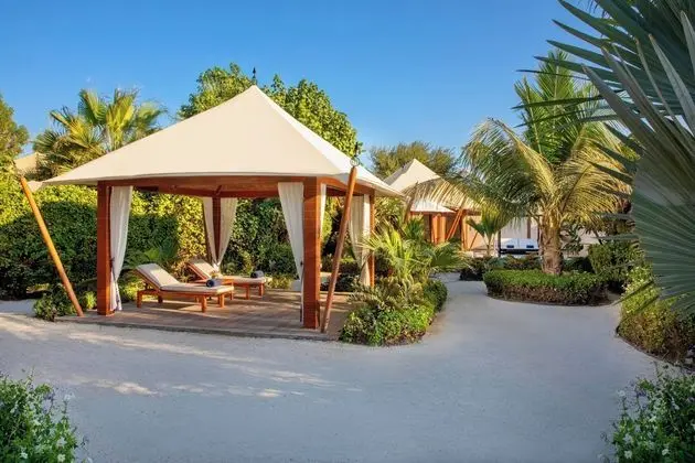 The Ritz-Carlton Ras Al Khaimah, Al Hamra Beach - Havuz