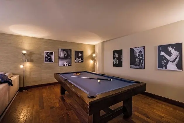 The Ritz-Carlton Residences, Vail - Havuz