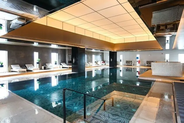 The Ritz-Carlton, Xi'an - Havuz