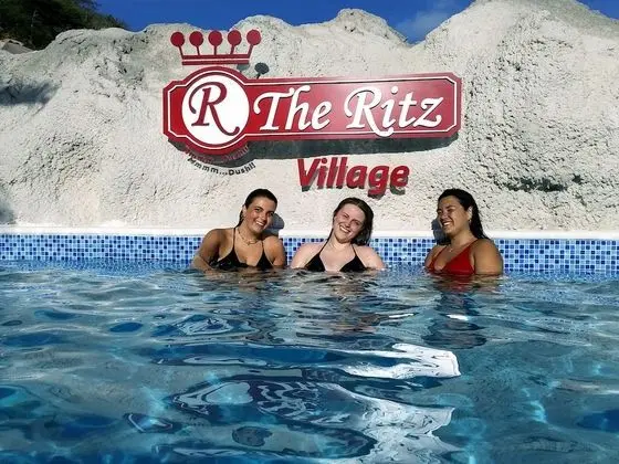 The Ritz Village Hotel - Adults Only - Plaj