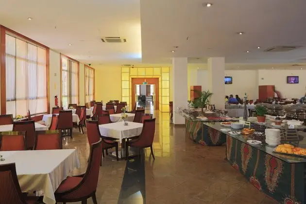 Ritz Victoria Garden - Yeme / İçme