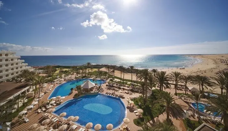 Hotel Riu Palace Tres Islas - Havuz