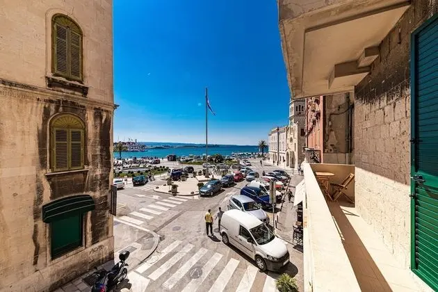 Riva City Rooms