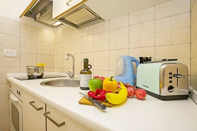 Riva Lago e Spiaggia Apartment 2 - Mutfak