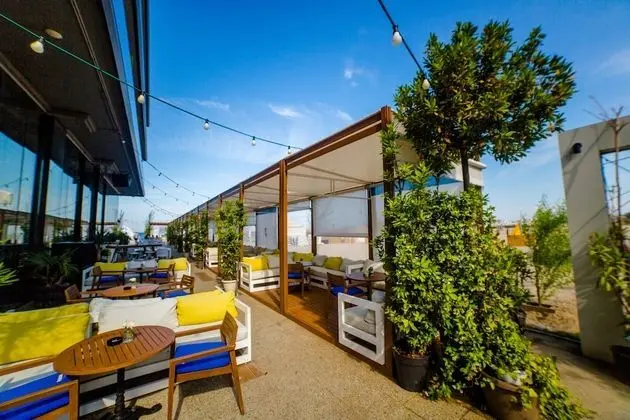 RIVA Mamaia Aparthotel - Yerinde Yemek