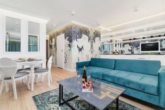 Riva Verona by Renters Prestige - Öne Çıkan Resim