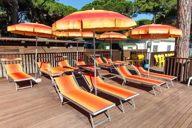 Rivaverde Family Camping Village - Havuz
