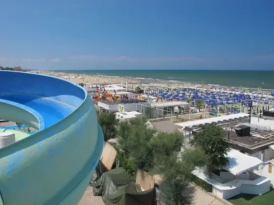 Hotel Rivazzurra Rimini - Plaj