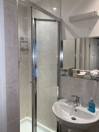 Rivendell Guest House - Banyo Tipleri