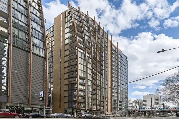 RIVER, 1BDR Melbourne Apartment