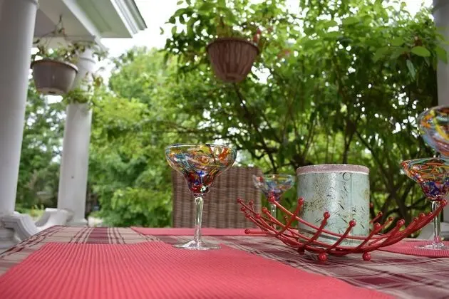 By The River Bed&breakfast - Yerinde Yemek