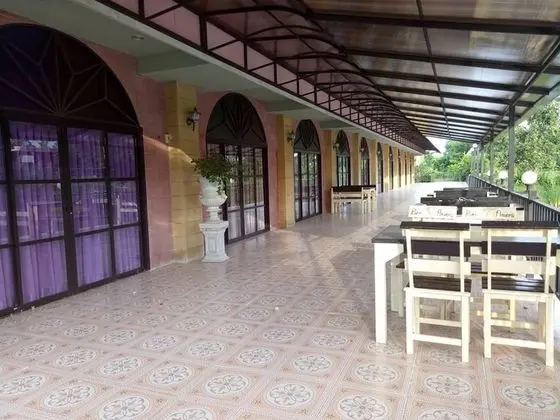 River & Flowers Resort - Yerinde Yemek