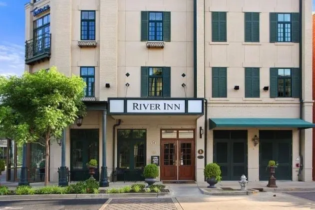 River Inn Of Harbor Town