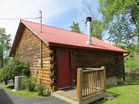 River Place Inn & Cabins