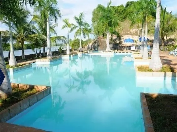 River Ray Estates - Havuz