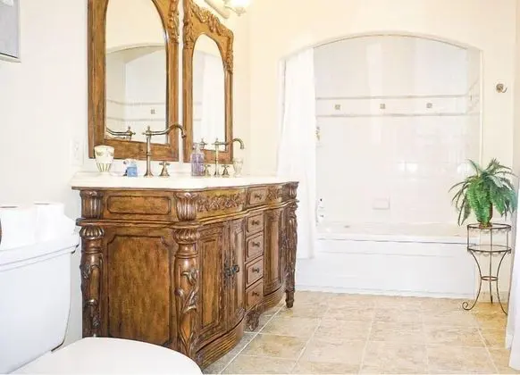 River Rd. Mansion - Banyo Tipleri