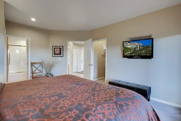 River Ridge 316ab