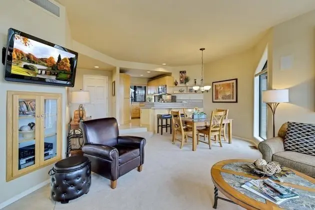 River Ridge 332ab - Oda Düzeni
