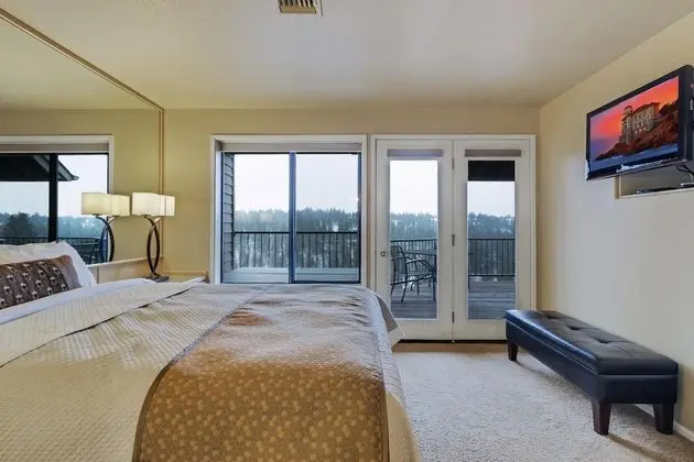 River Ridge 429 AB - Oda