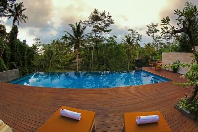 River Sakti Resort - Havuz
