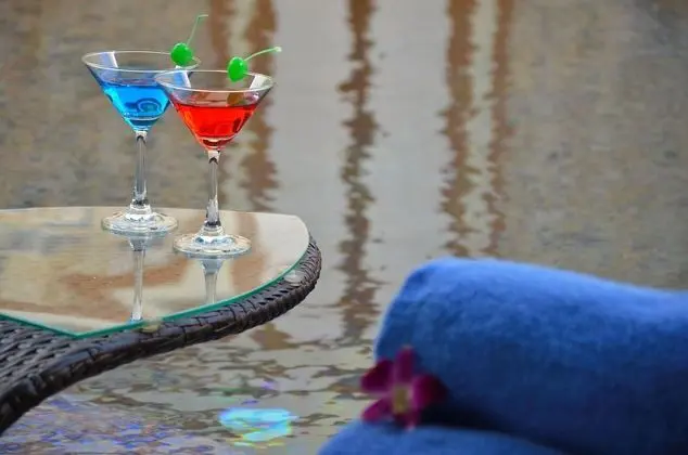 River Suites Hoi An Hotel - Havuz