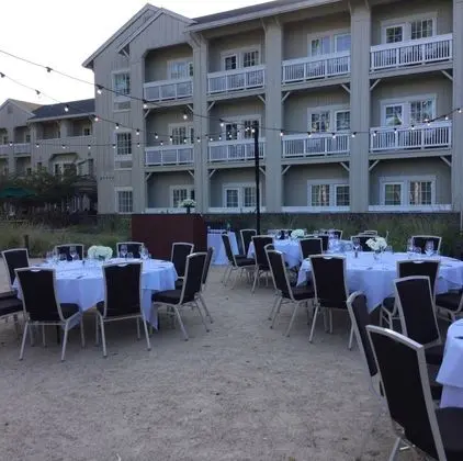 River Terrace Inn, A Noble House Hotel