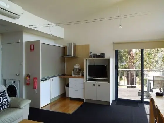 River Vineyard Retreat - Mutfak