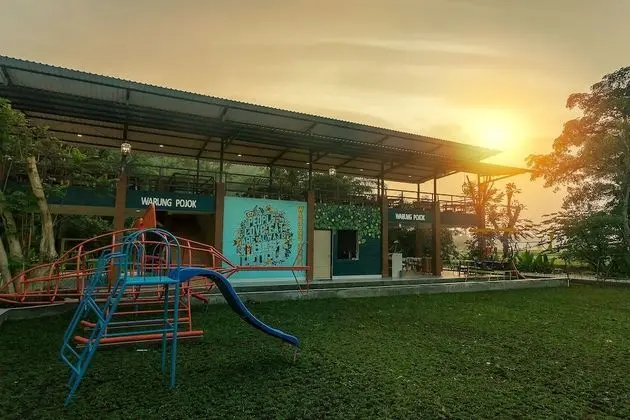 River Walk Urban Camping House - 1