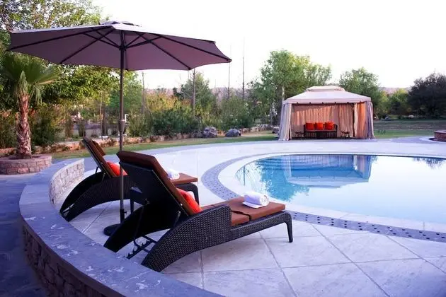 Riverarch Greenfields Resorts - Havuz