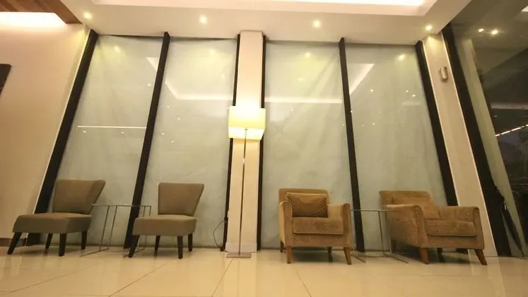The Riverbank Hotel - İç Mekan