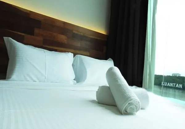 The Riverbank Hotel - Oda
