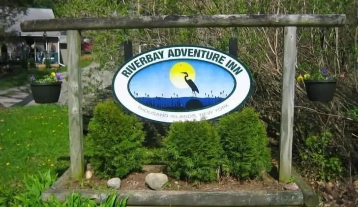Riverbay Adventure Inn - Dış Mekan